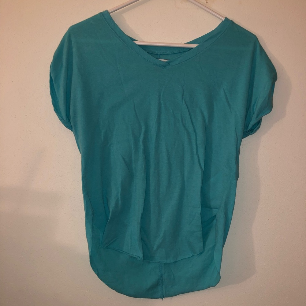 hollister t shirt
